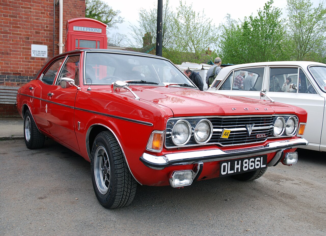 Ford Cortina Mk3 saloon