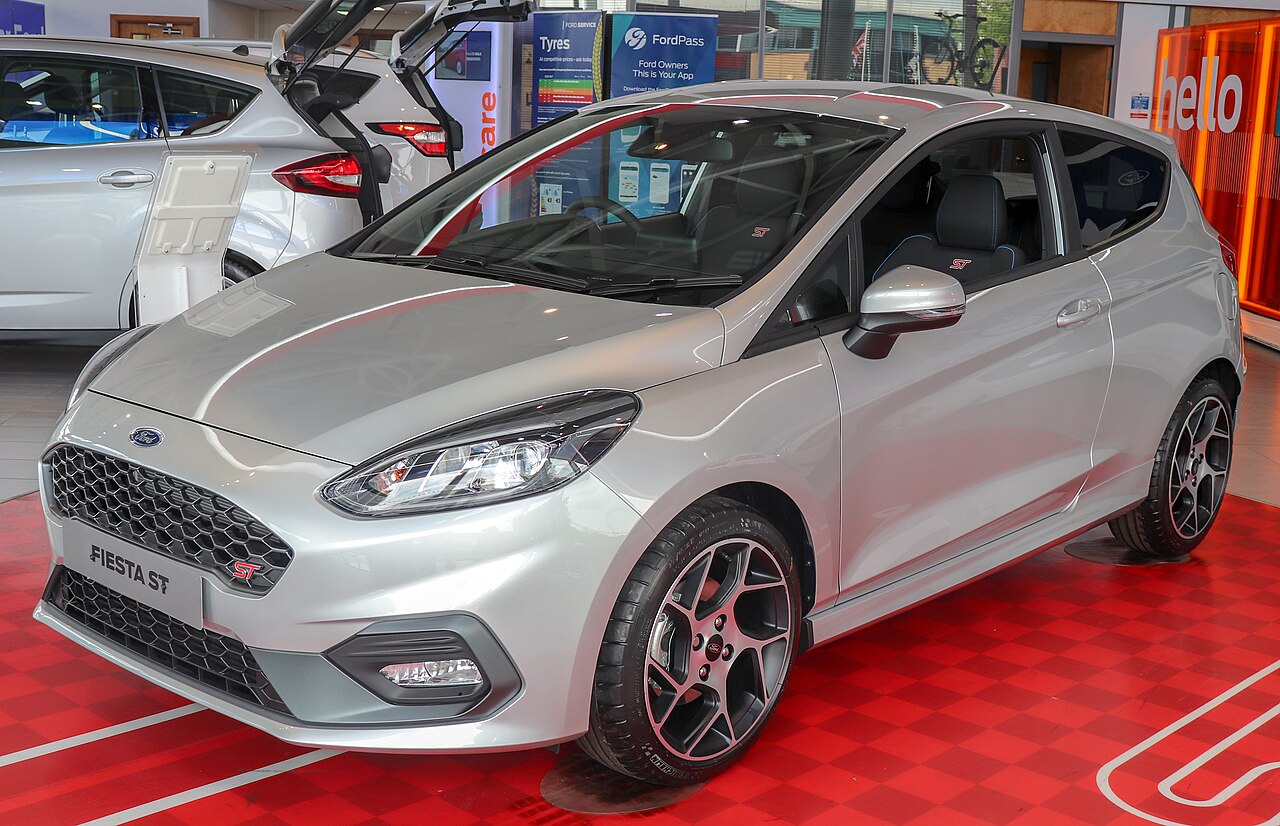 2018 Ford Fiesta ST, front view