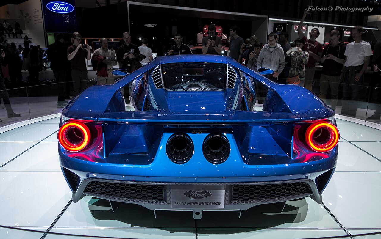 2016 Ford GT supercar