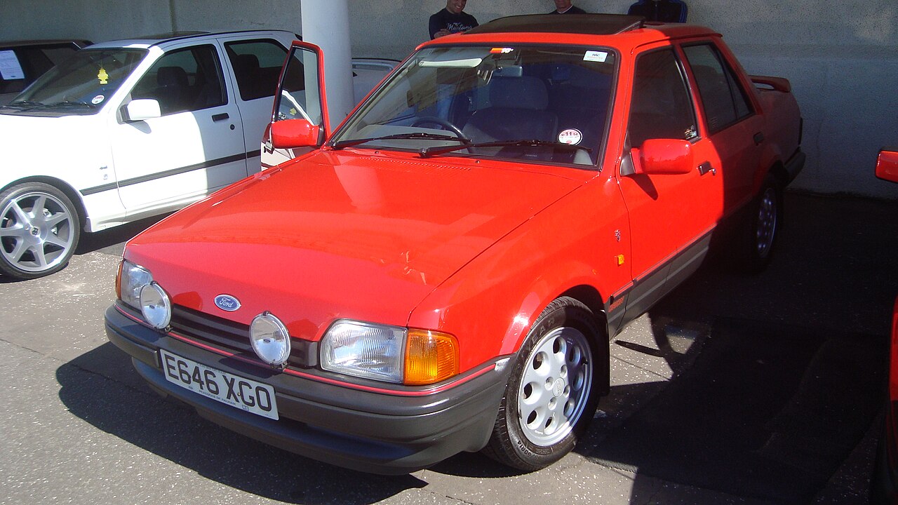 1988 Ford Orion 1.6 Ghia saloon