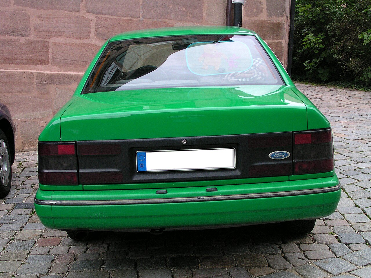 1992 Ford Scorpio, a former police car