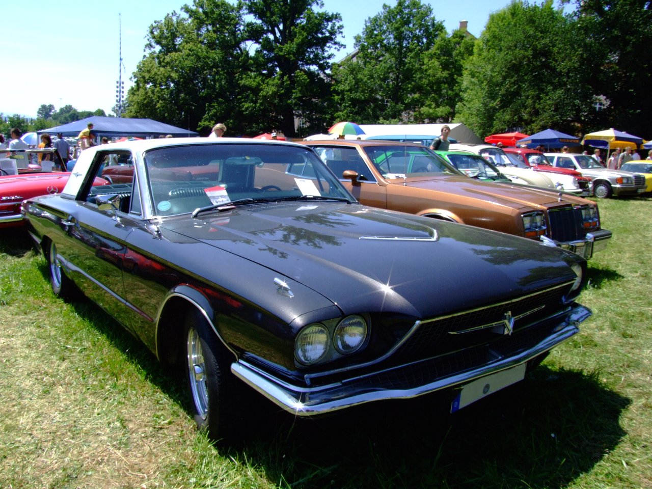 1966 Ford Thunderbird